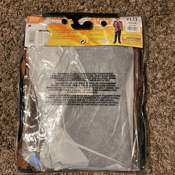 Costume - Picture 3 of 5